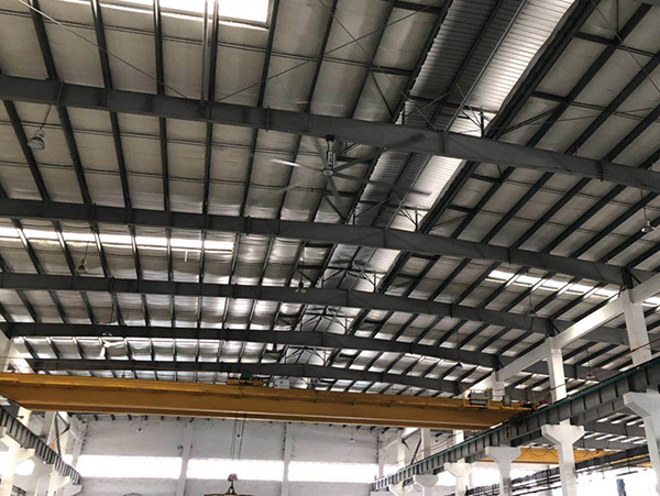 鋼構(gòu)方車間如何通風(fēng)降溫/工業(yè)大風(fēng)扇價(jià)格